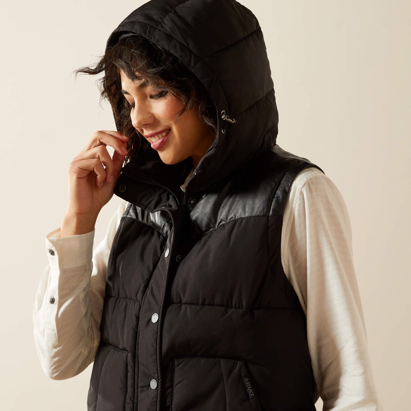 Ariat Women’s Frontier Puffer Vest (Black)