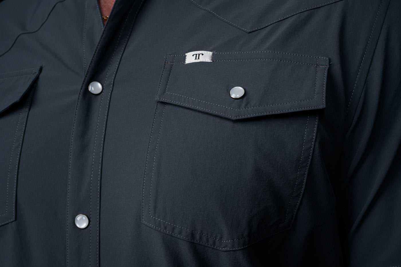 Ferrel Core Men’s Grey Short Sleeve Snap Shirt