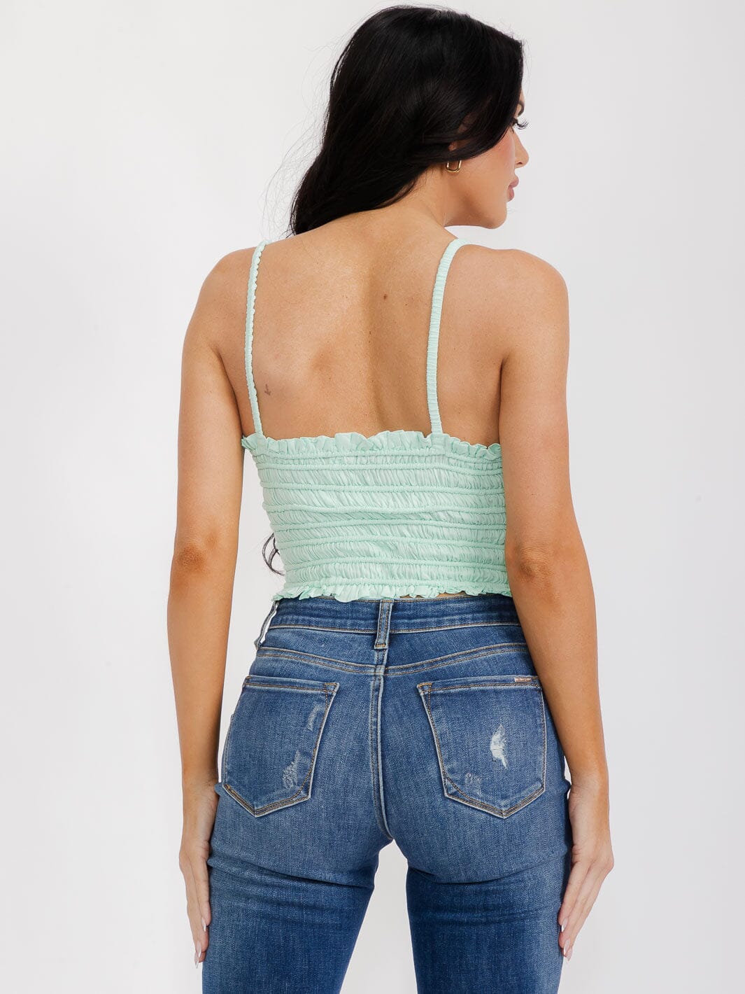 BlueVelvet Women’s Sleeveless Button Closure Ruched Crop Top