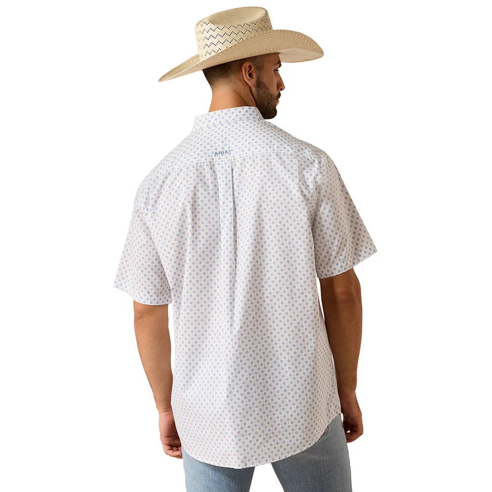 Ariat Men's Tenzin White Medallion Print SS Shirt 10071733