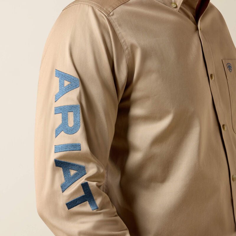 Ariat Men’s Team Logo Twill Classic Fit LS Shirt 10079478