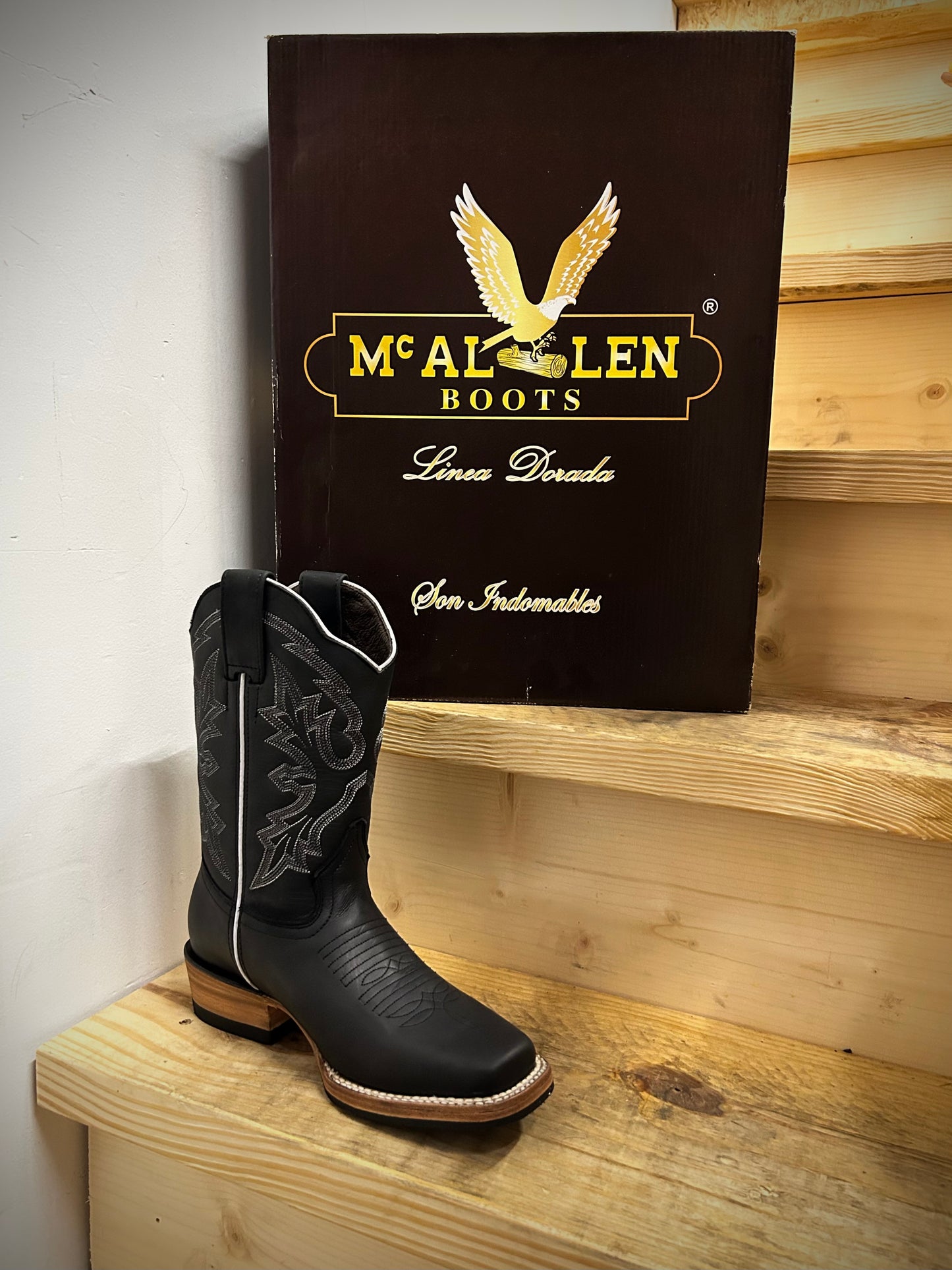 McALLEN Crazy Negro/Black Women's Boots