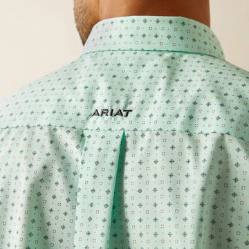 Ariat Men’s Wrinkle Free Ellis Classic Fit SS Shirt