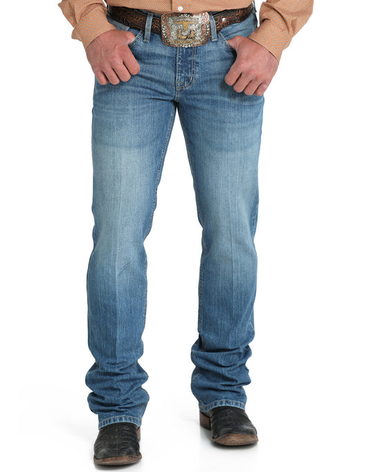Cinch Men's Ian Mid Rise Slim Fit Boot Cut Jeans Light Wash MB31836001
