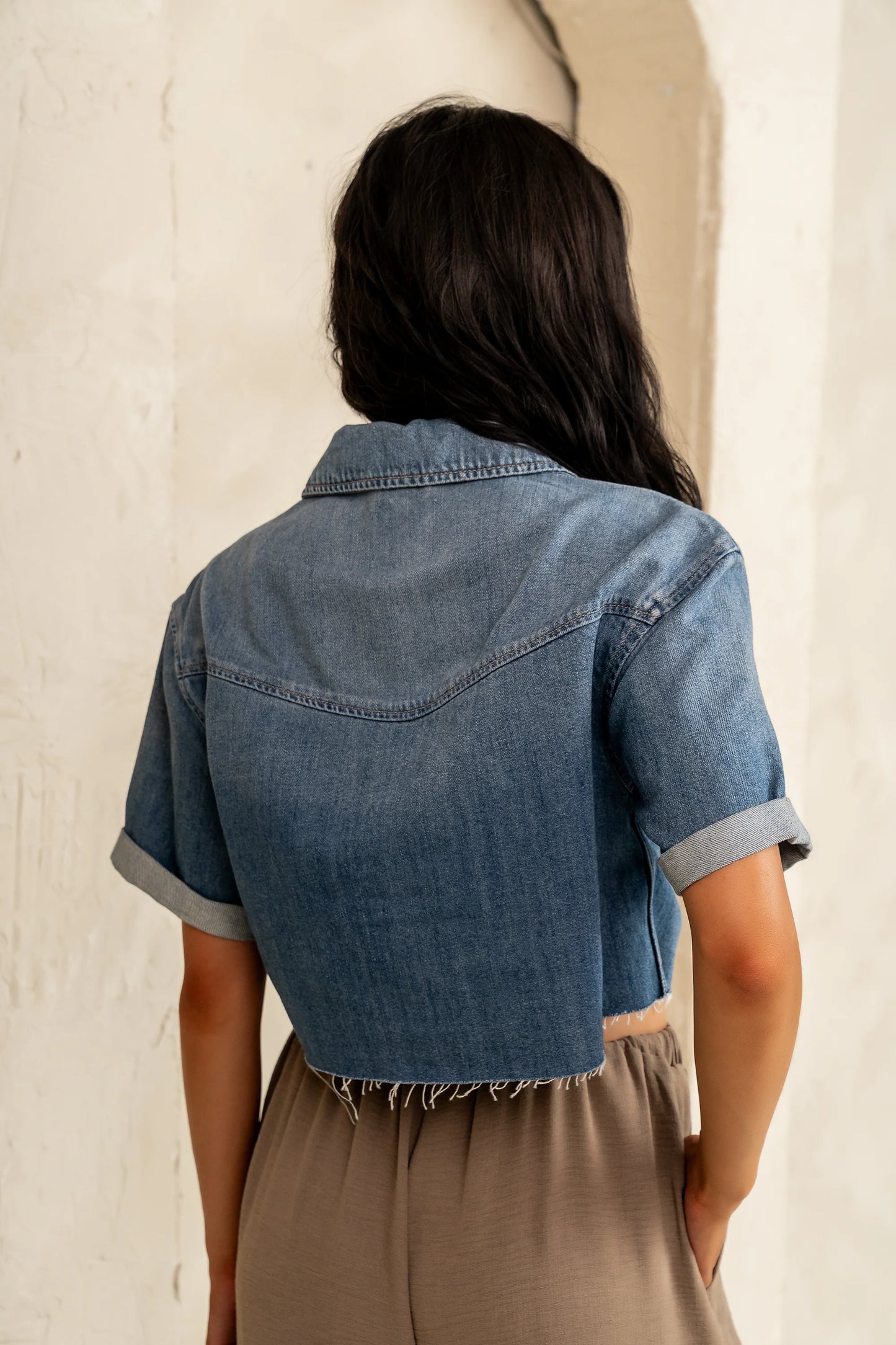 Hidden Medium Boxy Super Soft Cropped Shirt HD165S-M