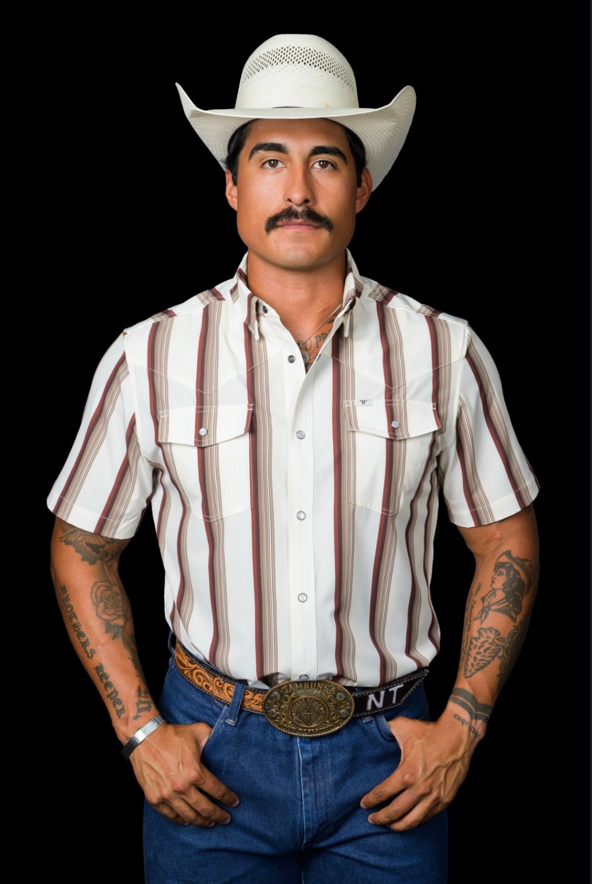 The Tristan In Brown Short Sleeve Snap FPS1026049