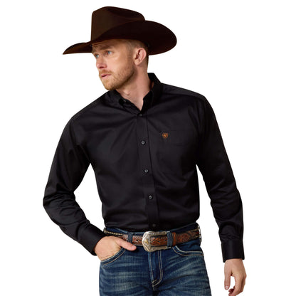 Ariat Men’s Solid Twill Classic Fit Shirt 10000502