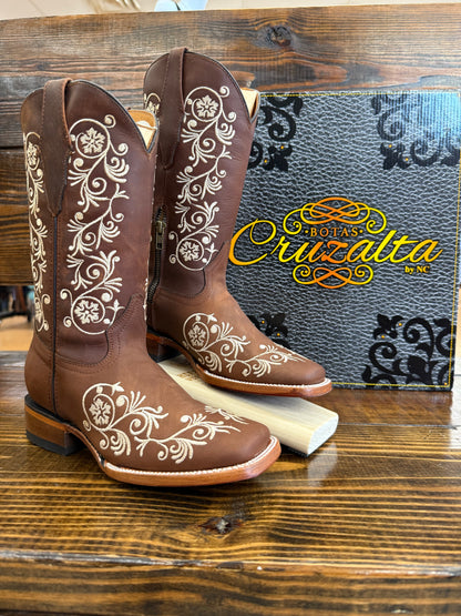 Cruzalta Women’s Jlo Crazy Tang Horma Texana Zip Boot