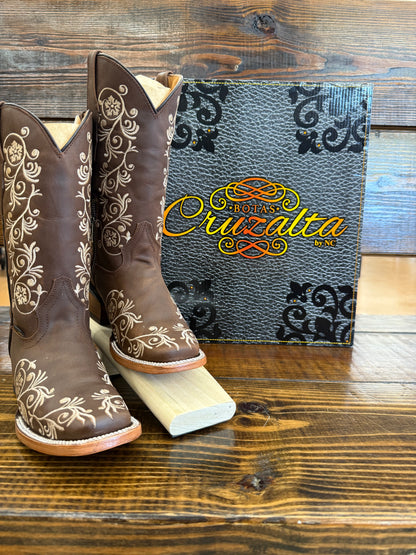 Cruzalta Women’s Maribel Crazy Tang Horma 250 Zip Boot