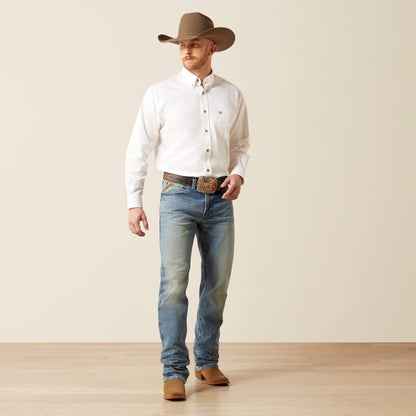 Ariat Men’s Solid Twill Classic Fit Shirt 10000503