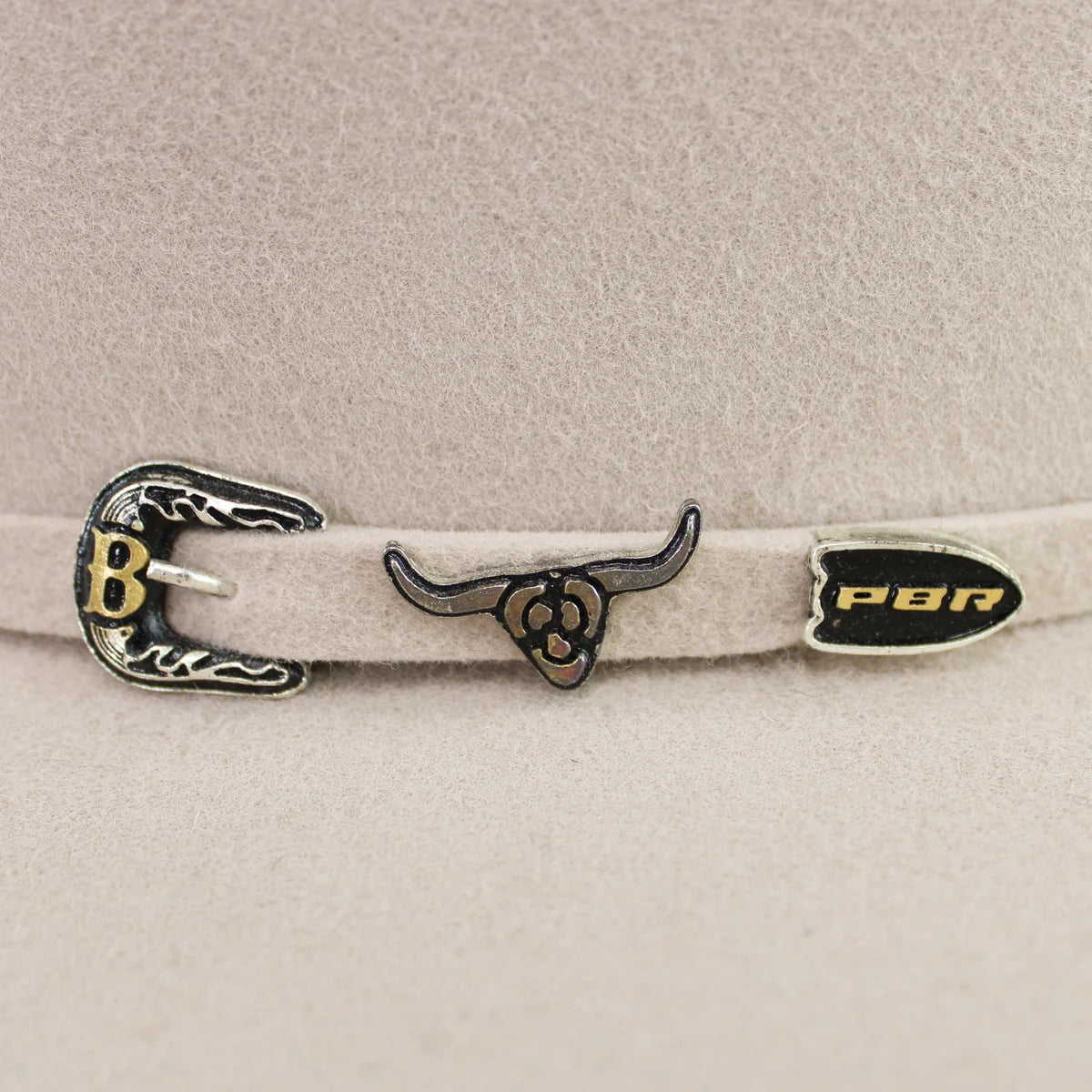PBR Outlaw 8X Buckskin