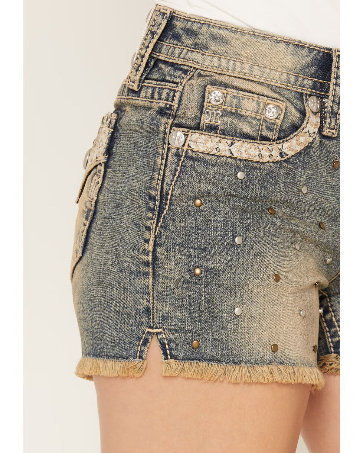 MISS ME WOMEN'S LIGHT WASH MID RISE STUDDED STRETCH DENIM JEANS