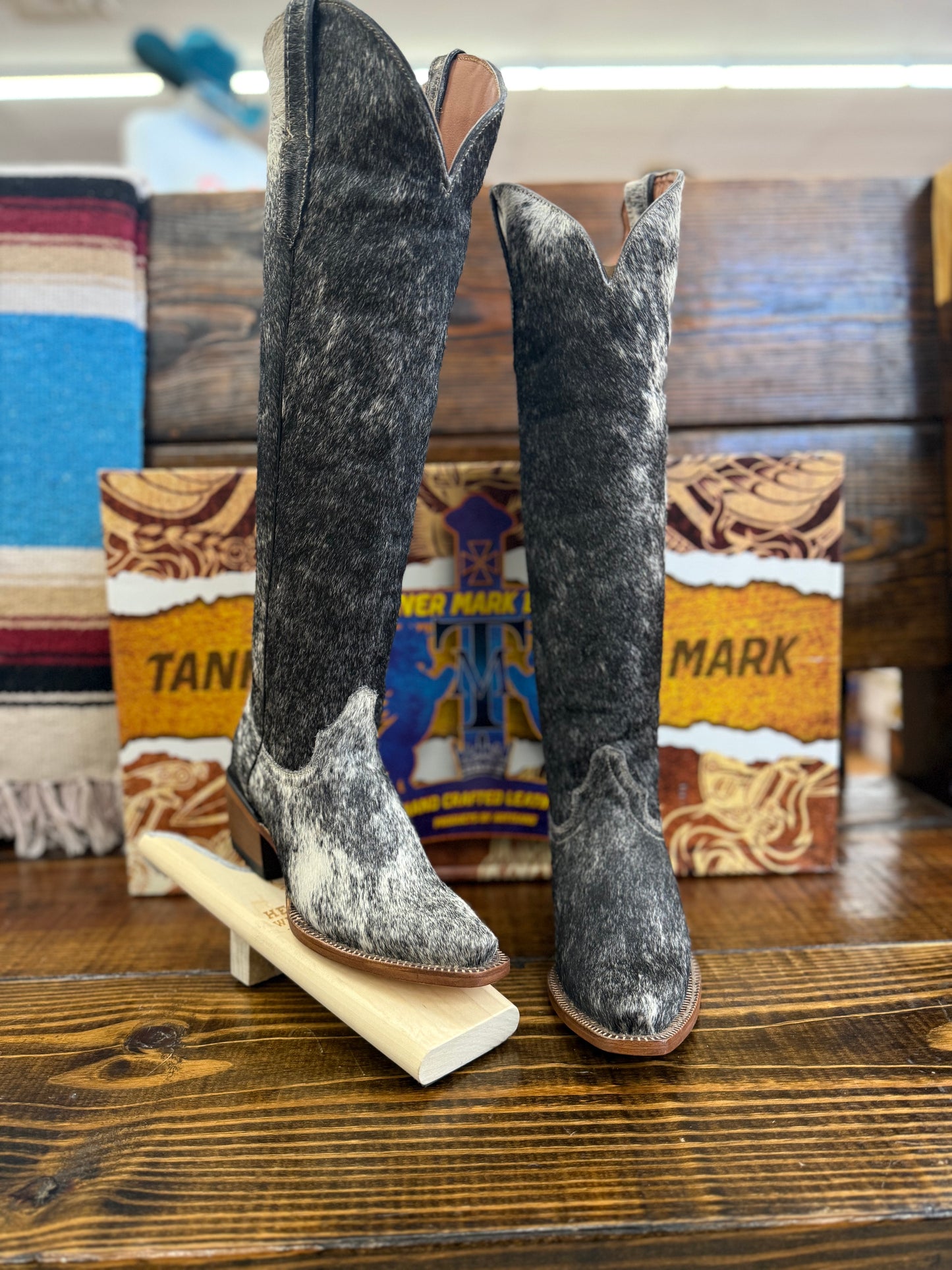 Tanner Mark Women’s Black & White Hair On Cowhide Complete Talk Boots TML205486