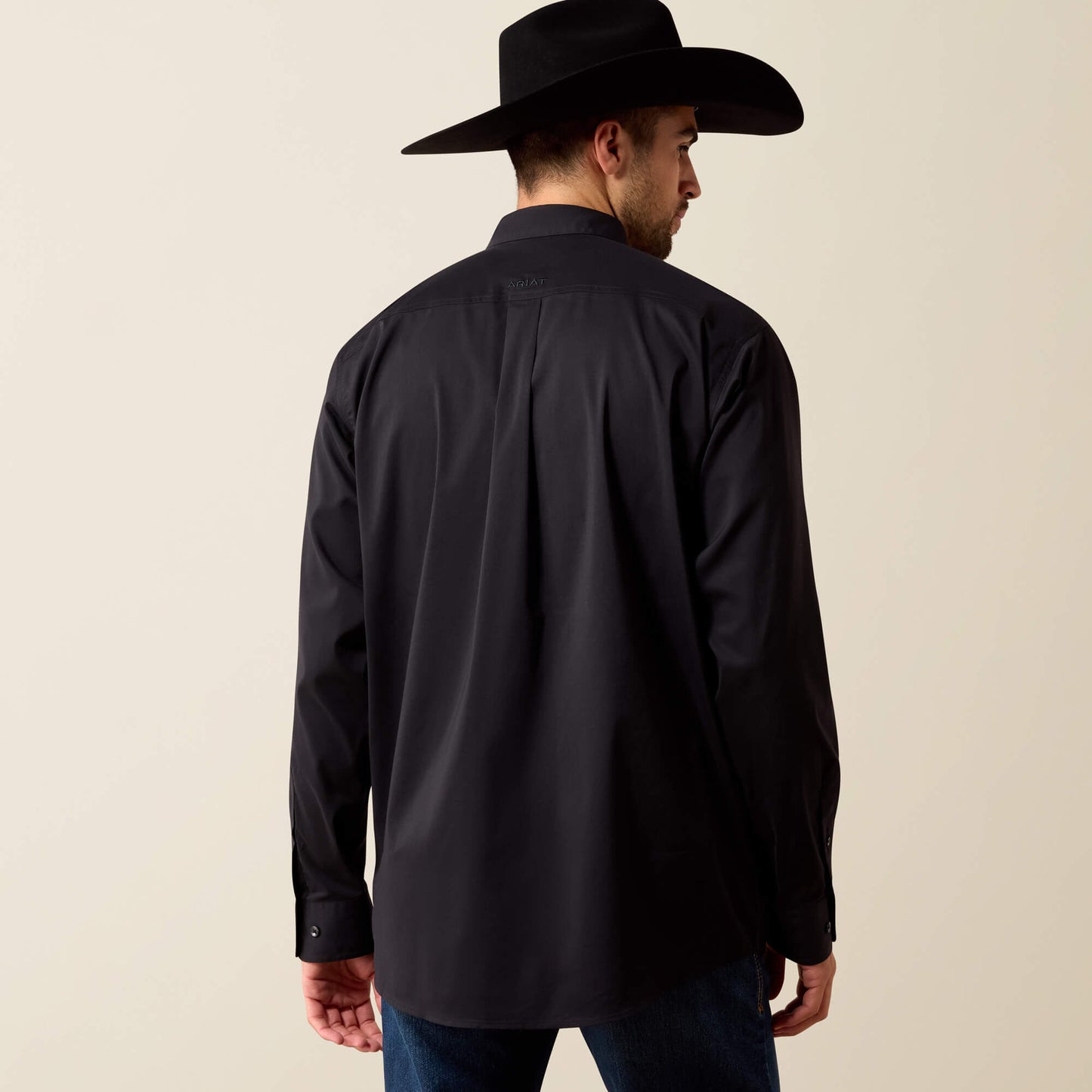 Ariat Men’s Black Everything Classic Fit LS Shirt 10071100