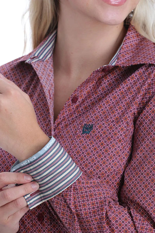Cinch Shirts Women’s Pink Geo Print