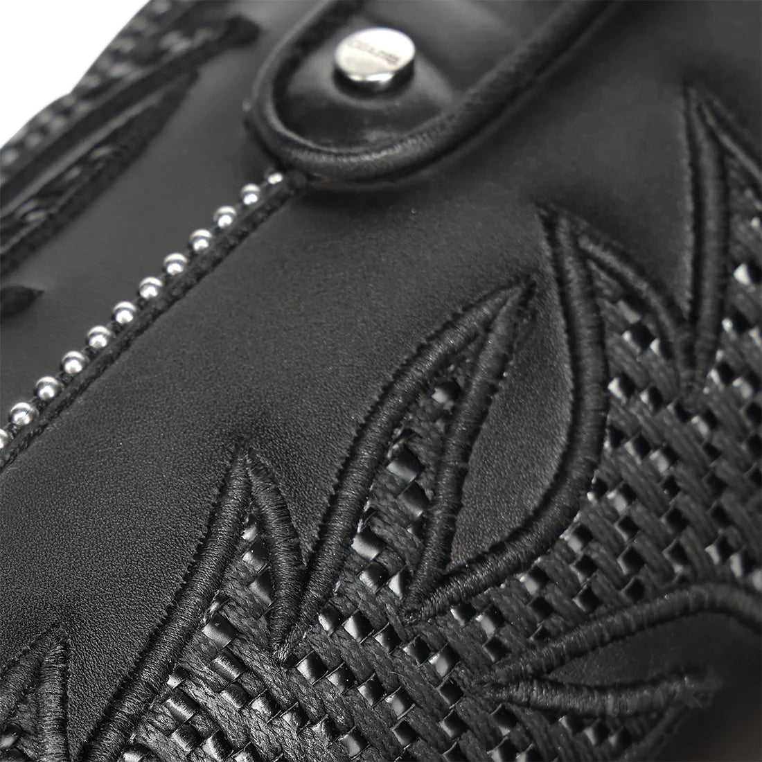 Cuadra Women’s Black Embroidery & Zipper Pointed Toe CC337