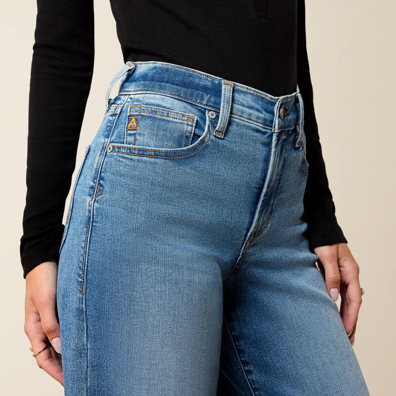 Ariat Women’s High Rise Revel Vilma Ultrastretch Wide Leg Jeans 10078930