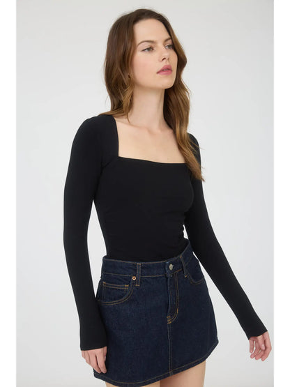 The Workshop Square Neck Long Sleeve Ruched Side Knit Top TW1966