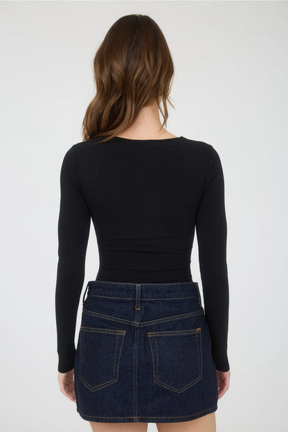 The Workshop Square Neck Long Sleeve Ruched Side Knit Top TW1966