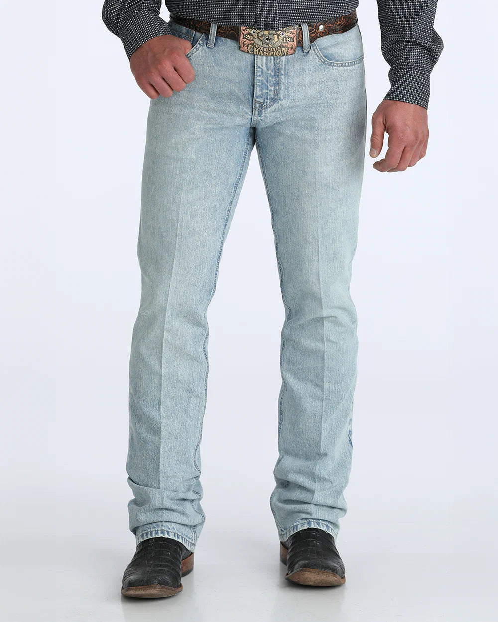 Cinch Men’s IAN Slim Fit Light Stone Wash MB33236001