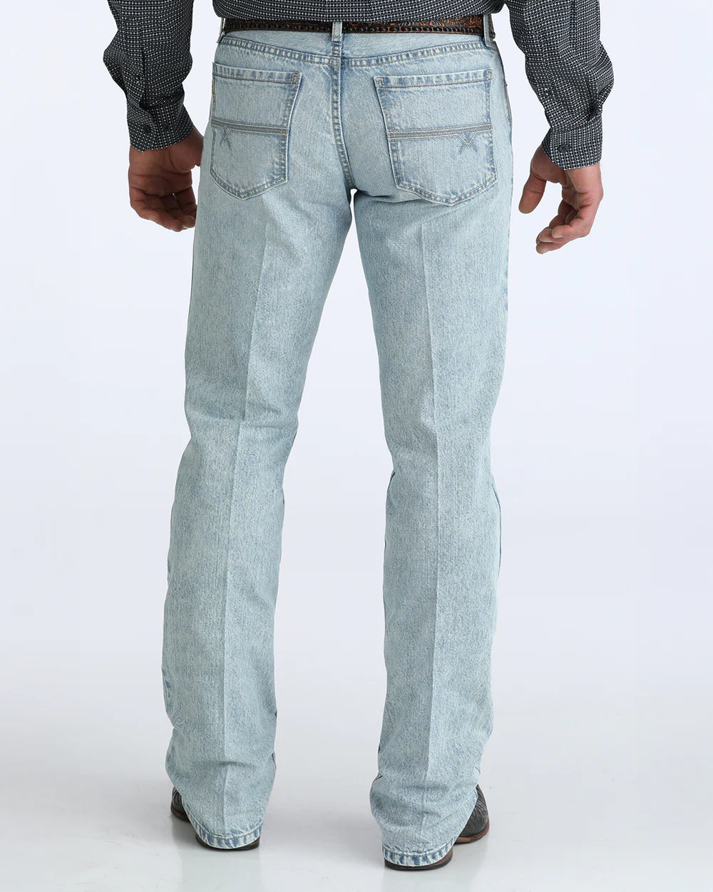 Cinch Men’s IAN Slim Fit Light Stone Wash MB33236001