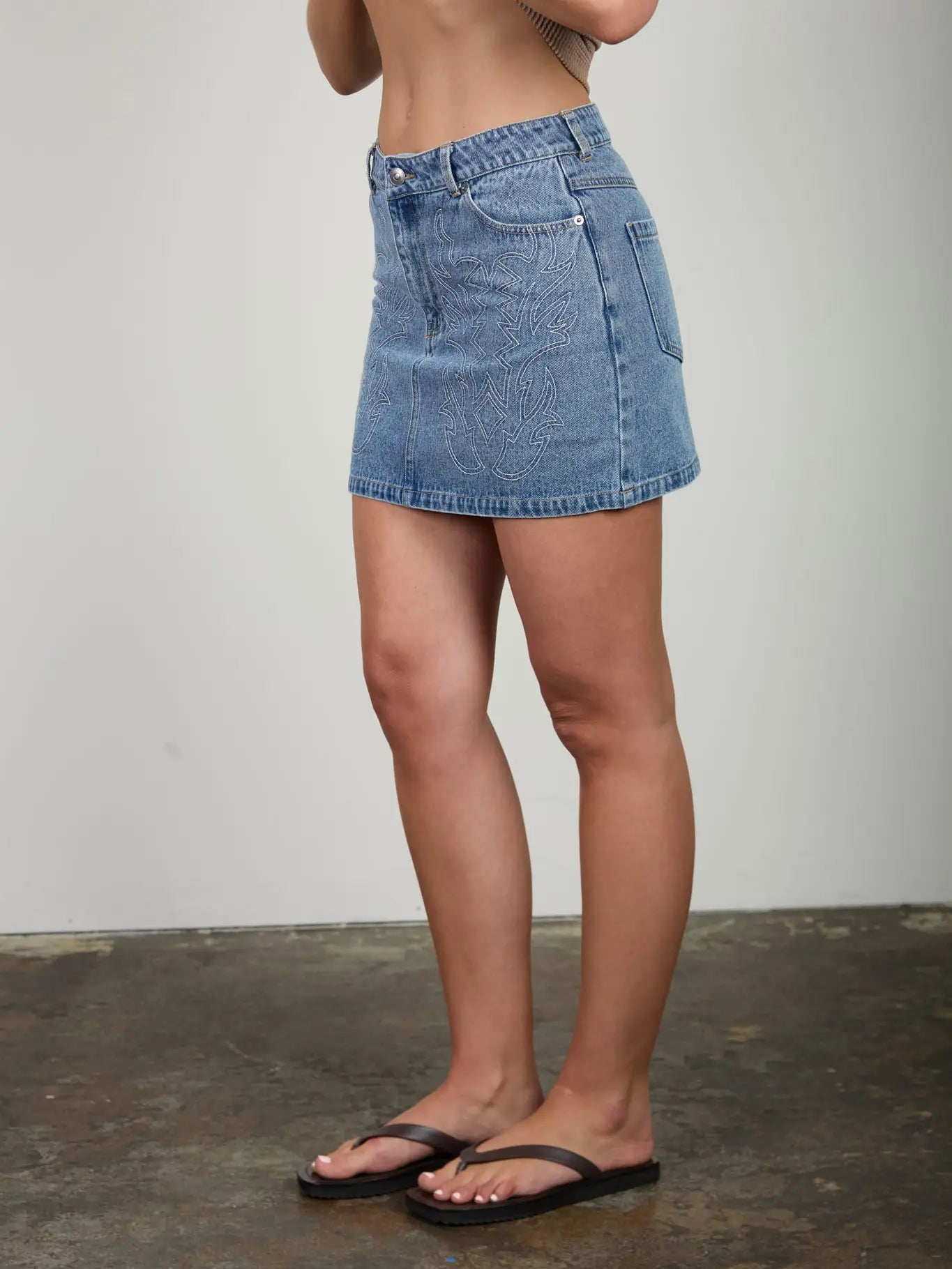 J.O.A Women’s Western Stitch Detail Denim Mini Skirt J6SS1001