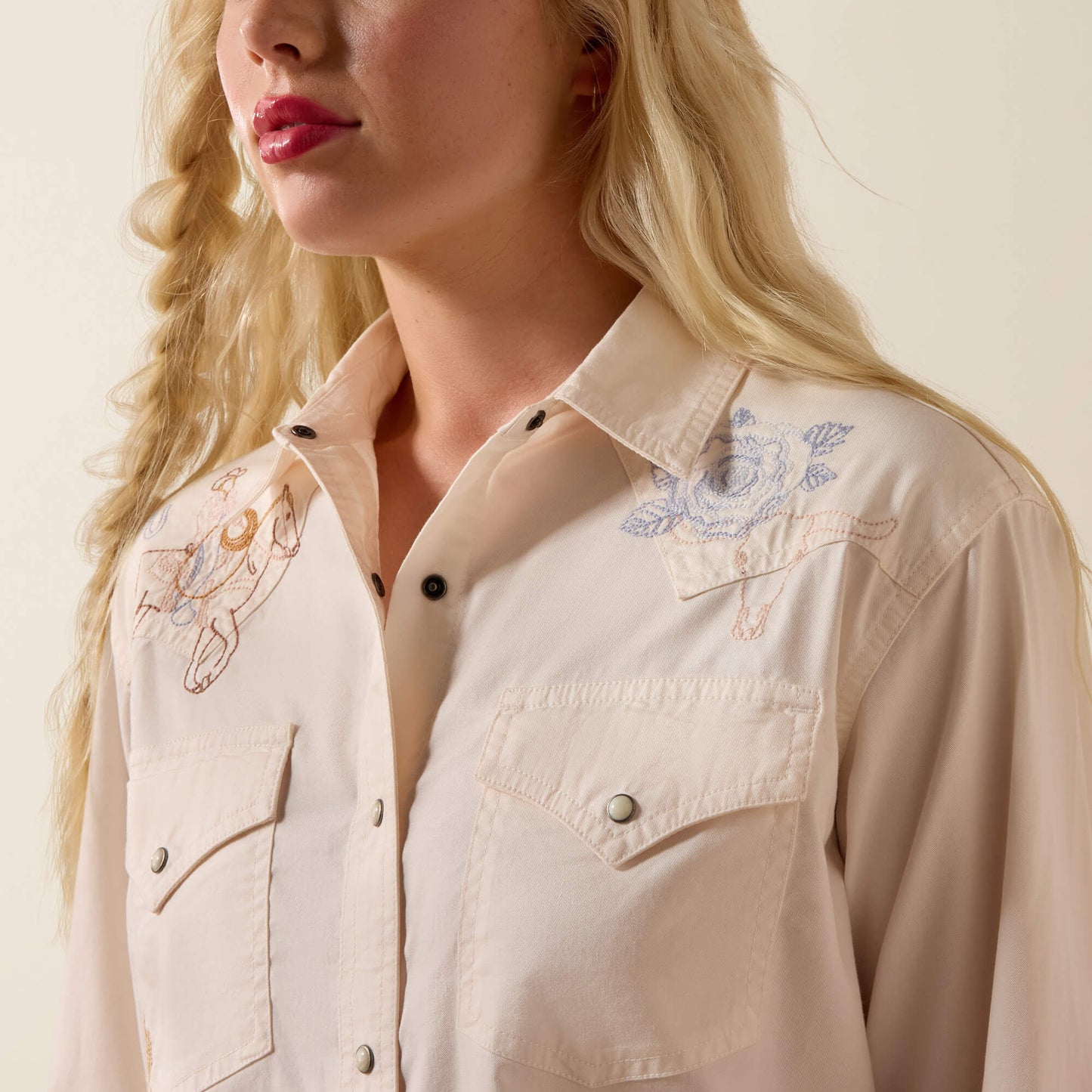 Ariat Women’s Ashville Embroidered Snap Shirt 10073666