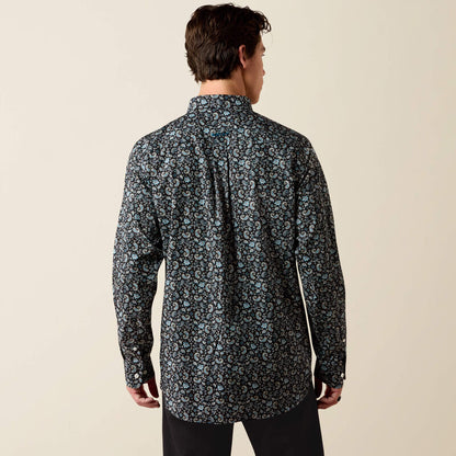 Ariat Men’s Wrinkle Free Barrette Fitted Ls Shirt 10079487