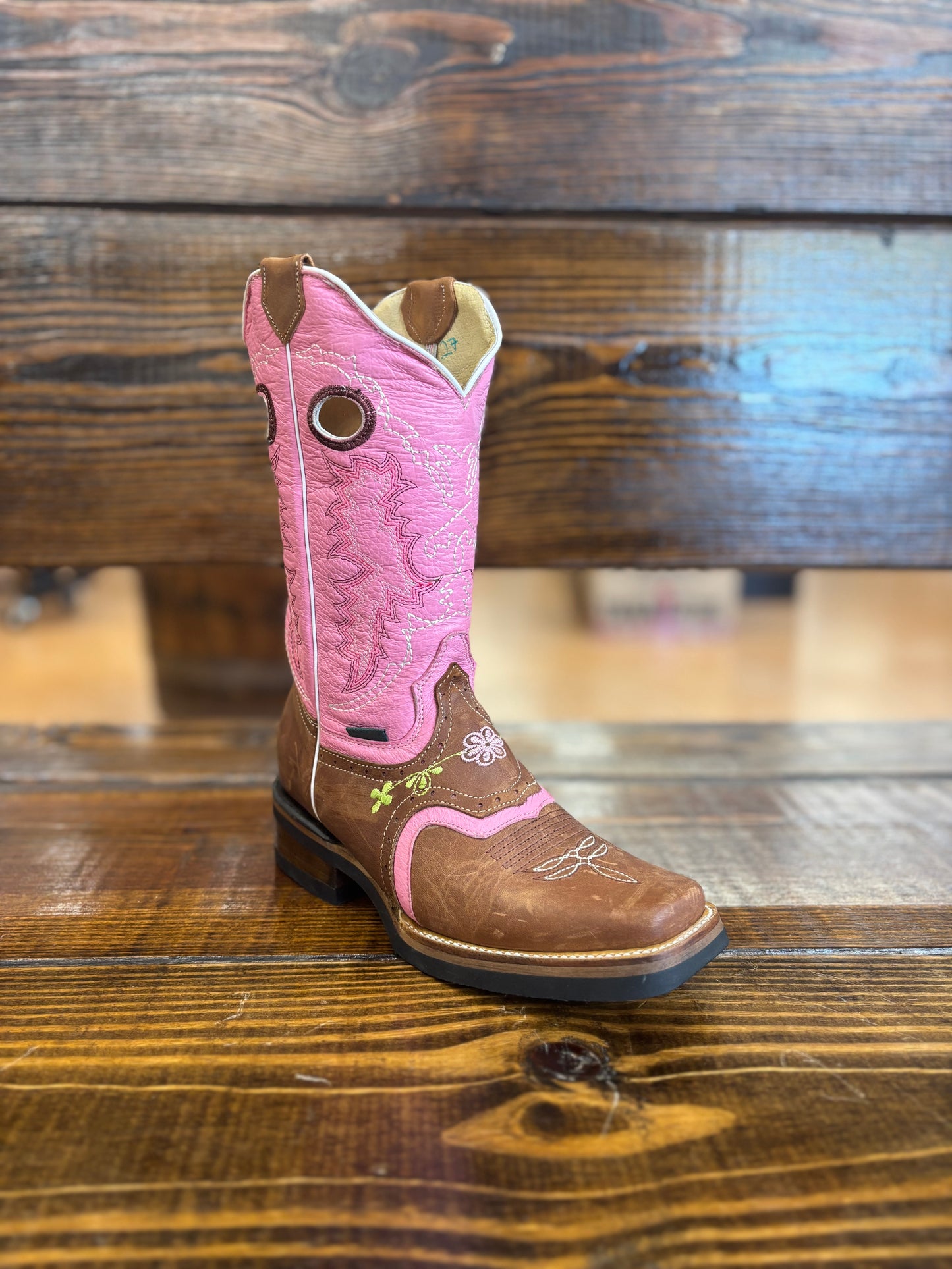 McAllen Crazy Rosa Rubber Sole