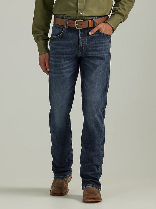 MEN'S WRANGLER RETRO SLIM FIT BOOTCUT JEAN IN ELWICK